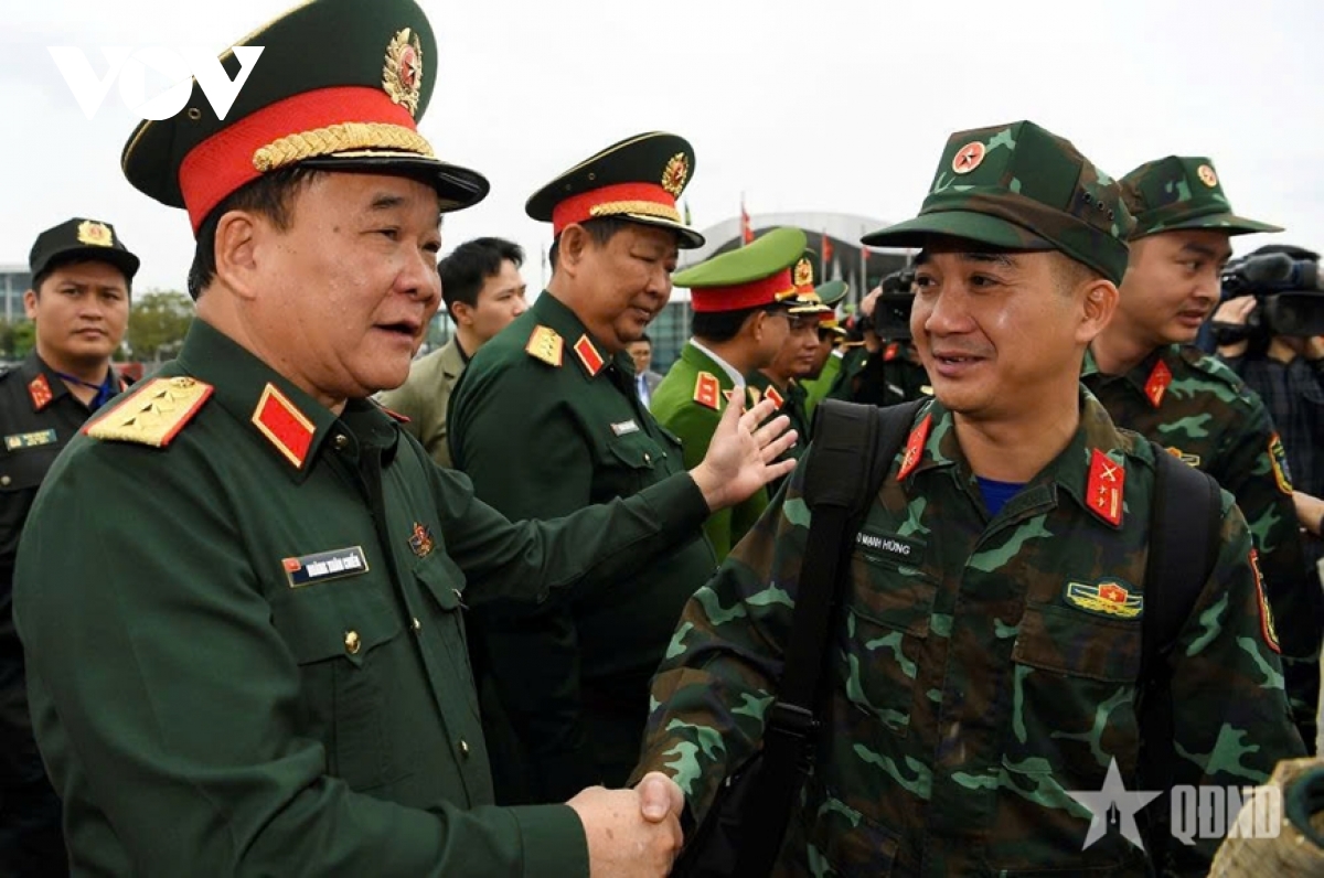 Quân đội Việt Nam sang Myanmar hỗ trợ cứu nạn với tinh thần trách nhiệm cao nhất